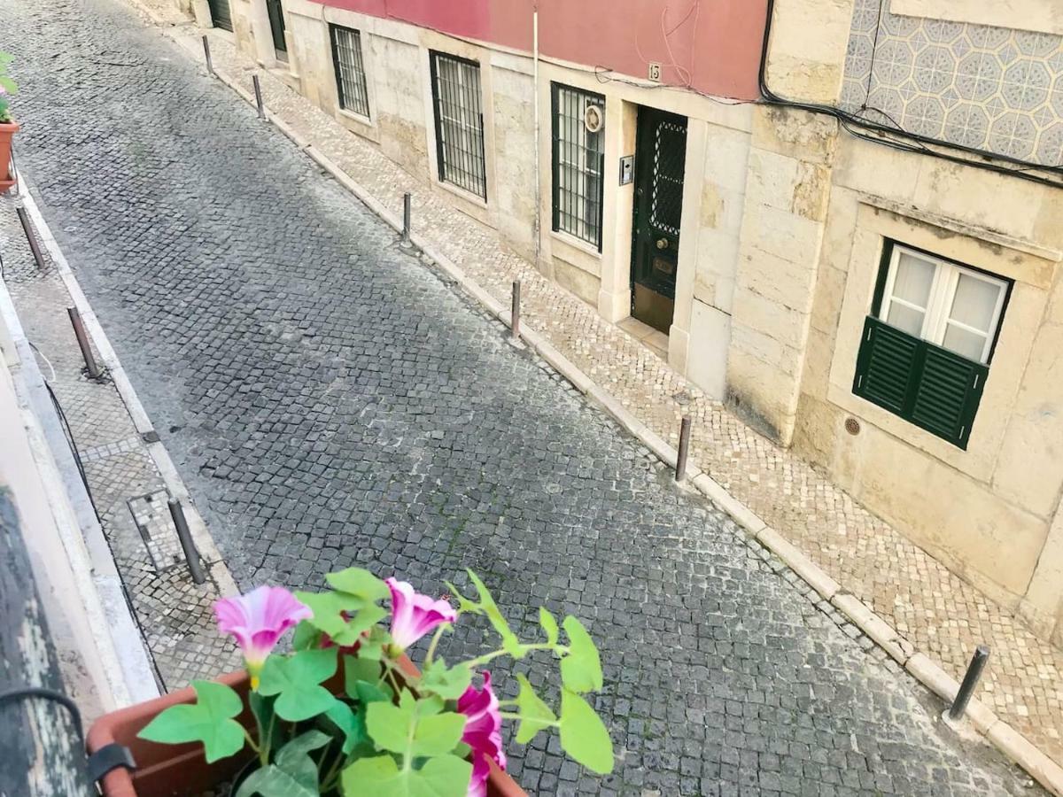 Charming Flat Lägenhet Lisboa Exteriör bild